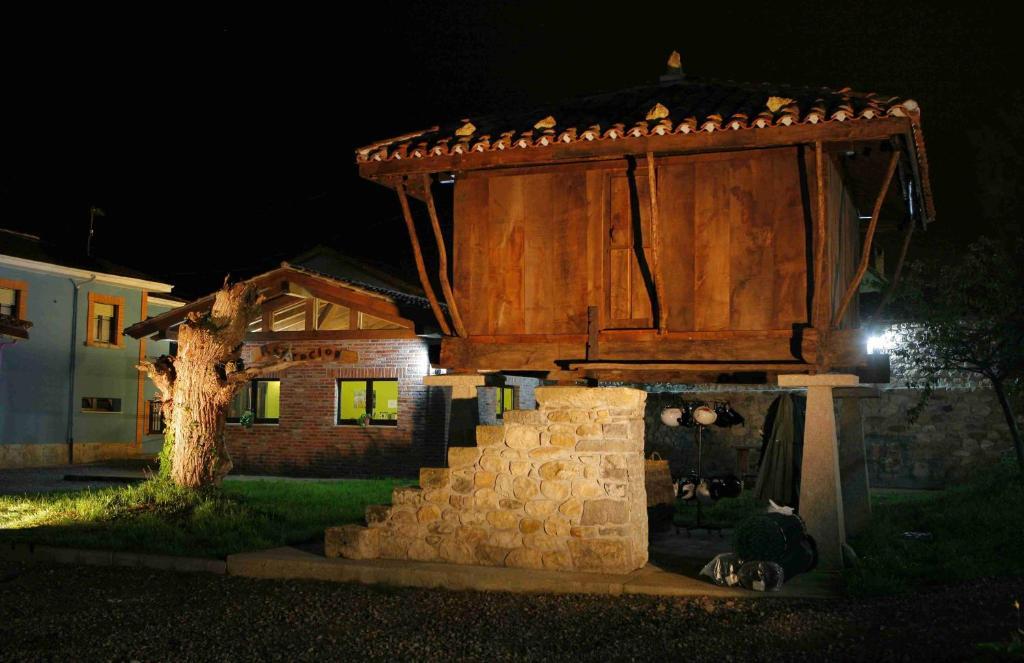 Rural Del Monasterio 2* Onís