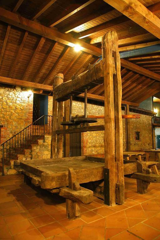 Rural Del Monasterio Herberg 2*